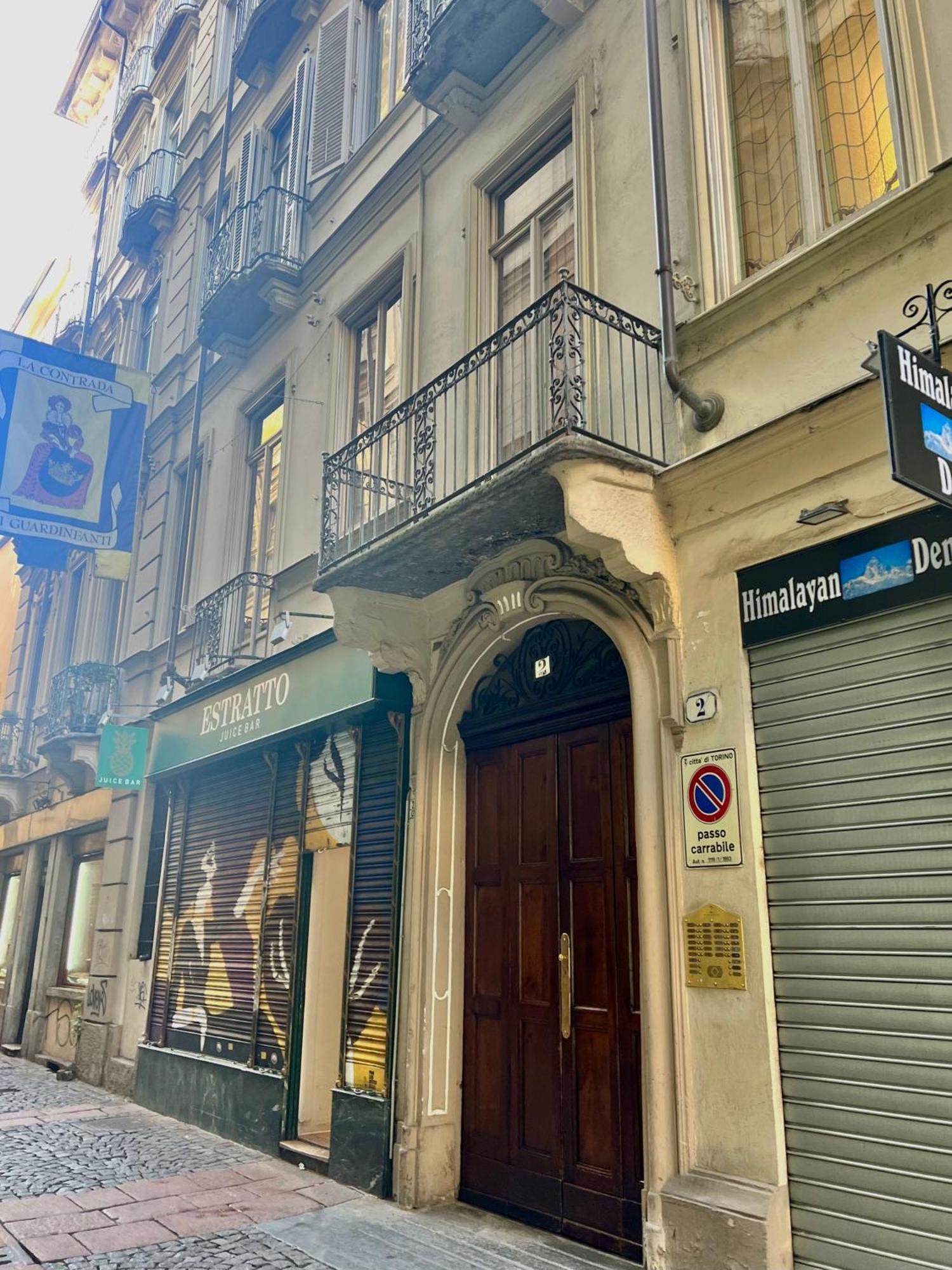 Acadamis -Il Rifugio Dei Mercanti- Piazza Castello Τορίνο Εξωτερικό φωτογραφία